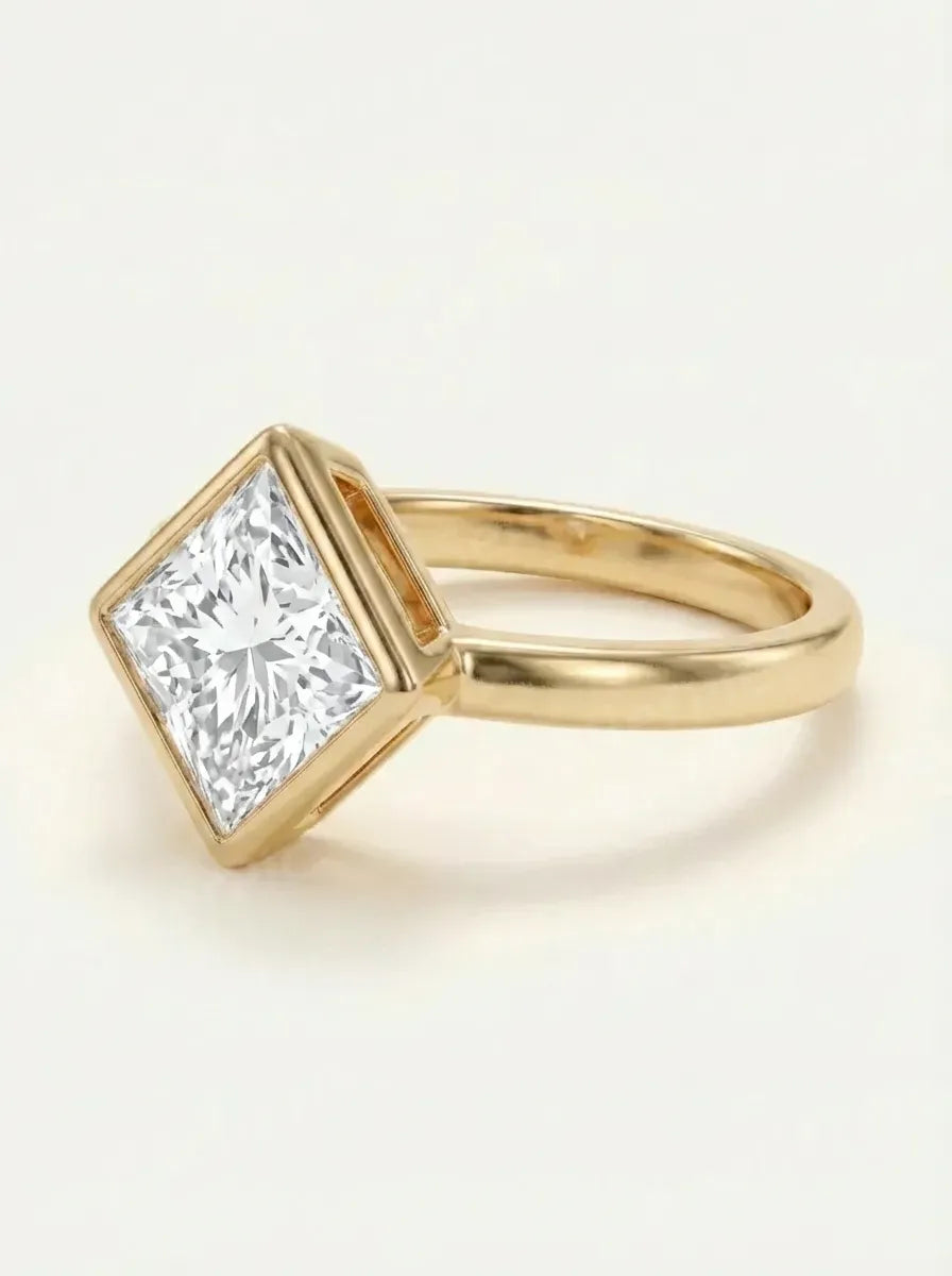 modernus princess cut žiedas