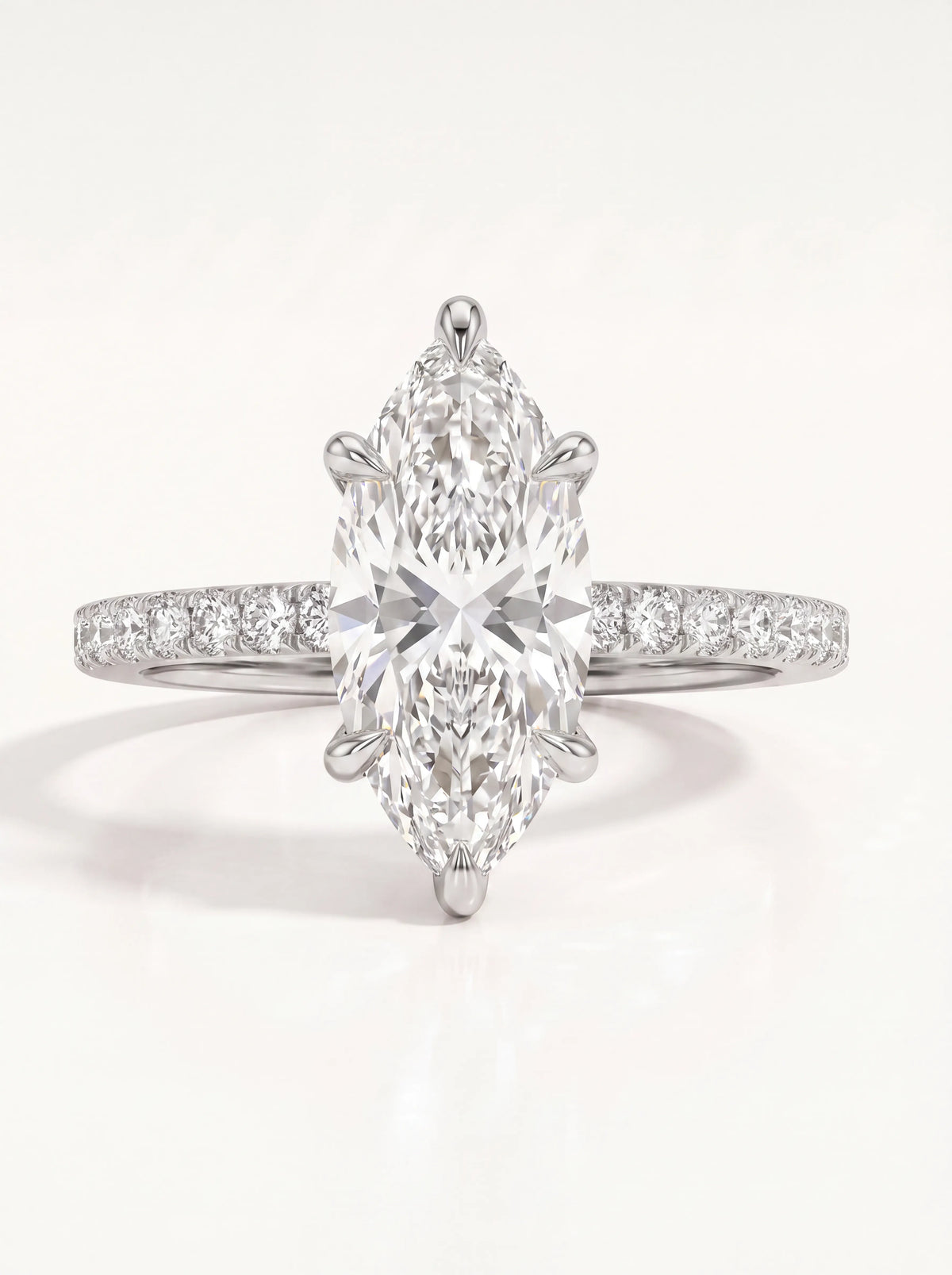 Pavé žiedas su 2,00 ct Marquise deimantu