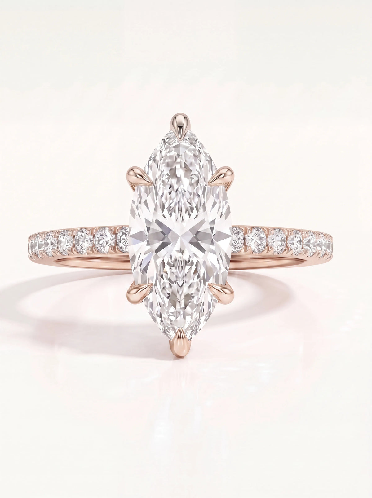 Pavé žiedas su 2,00 ct Marquise deimantu