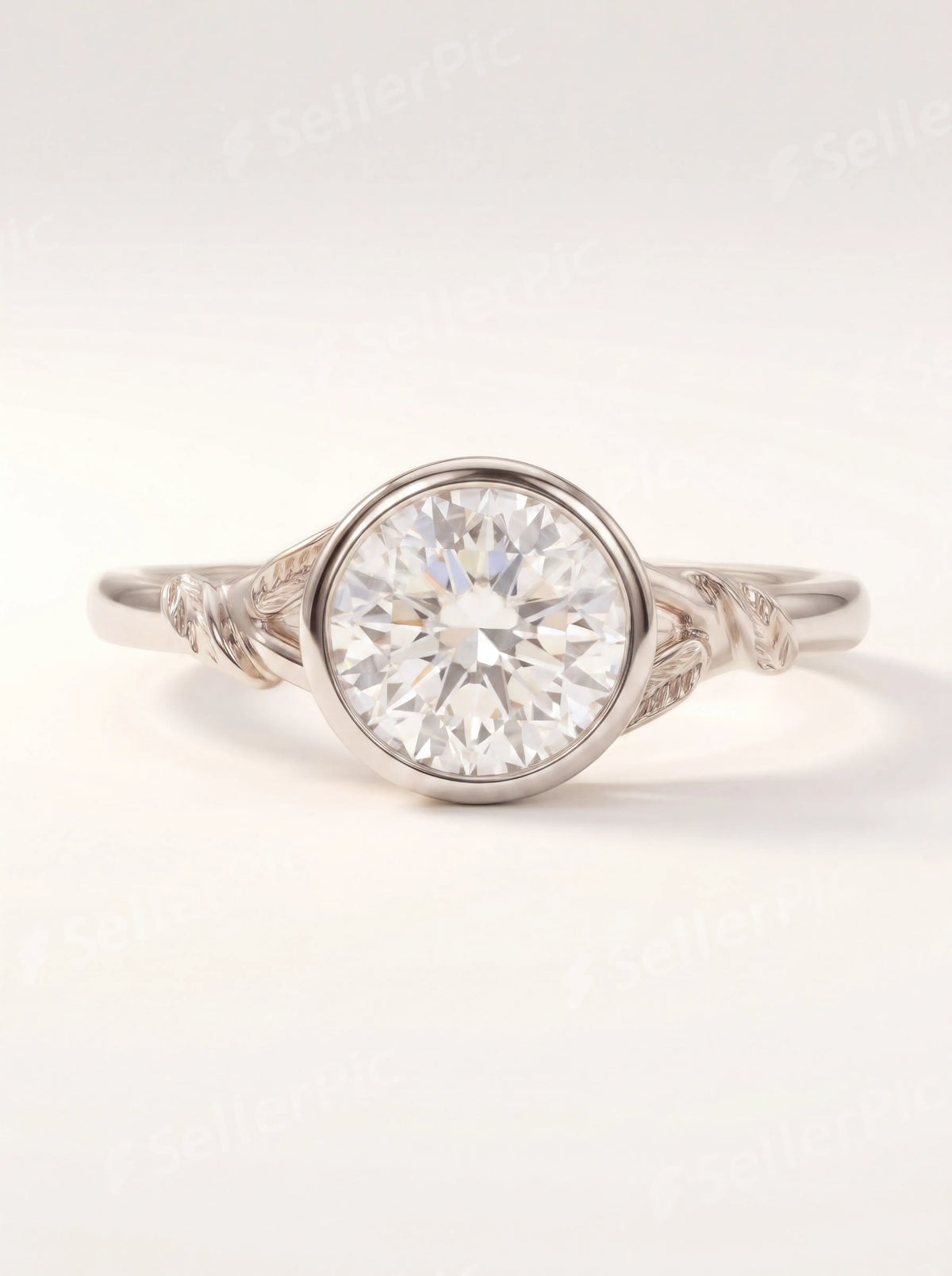 Bezel ring with 2.00 ct Round diamond